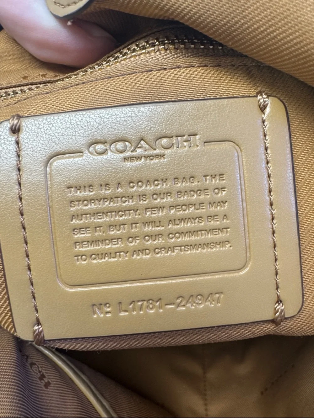 Coach Polished Pebble Leather Clarkson Hobo Purse - Picture 4 of 9